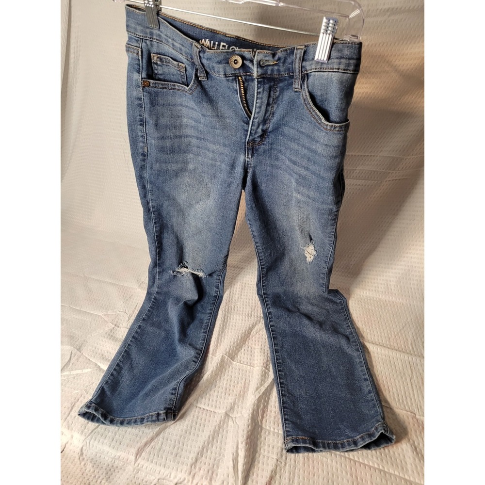 WallFlower Fearless Curvy Super‎ High Rise Distressed Jeans Medium Wash Size 1